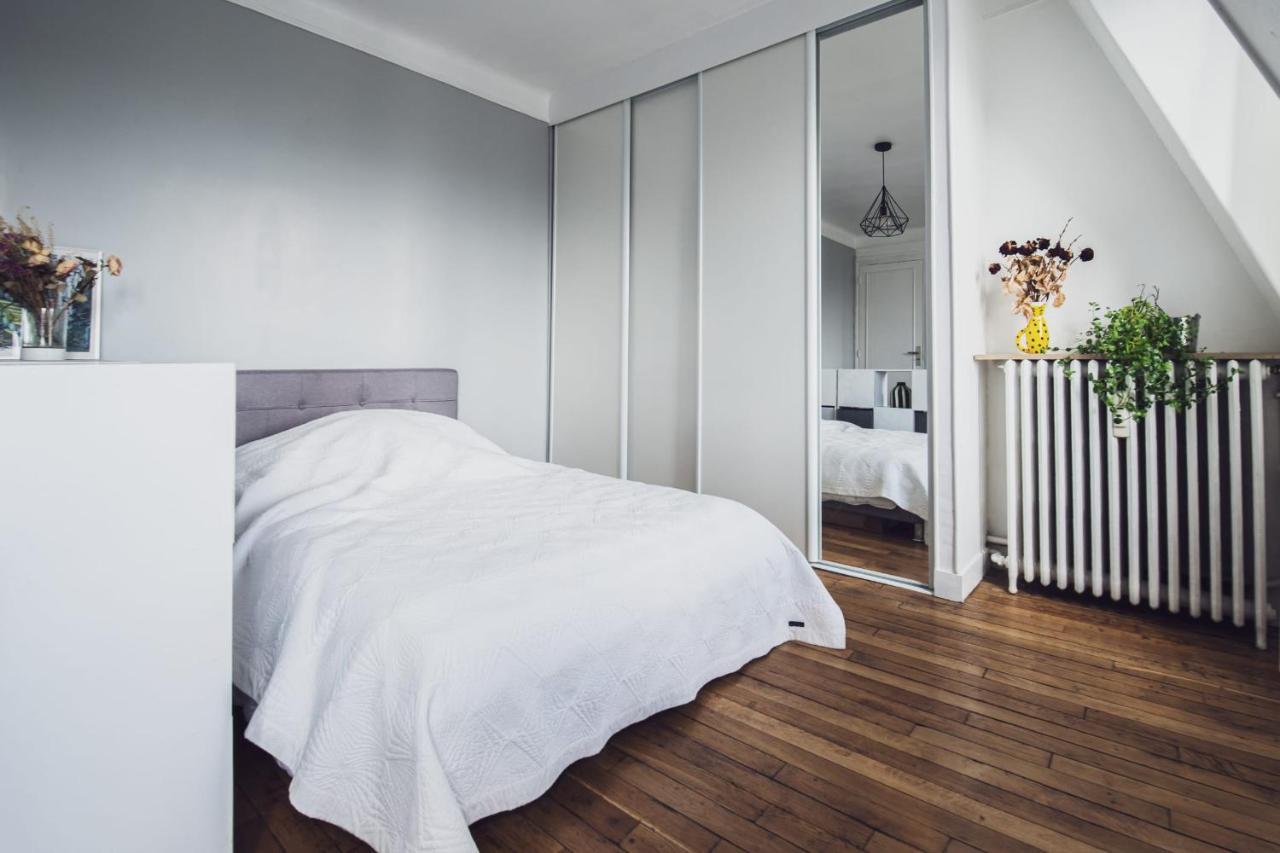 Superb Bright Studio Next To The Seine Appartamento Parigi Esterno foto